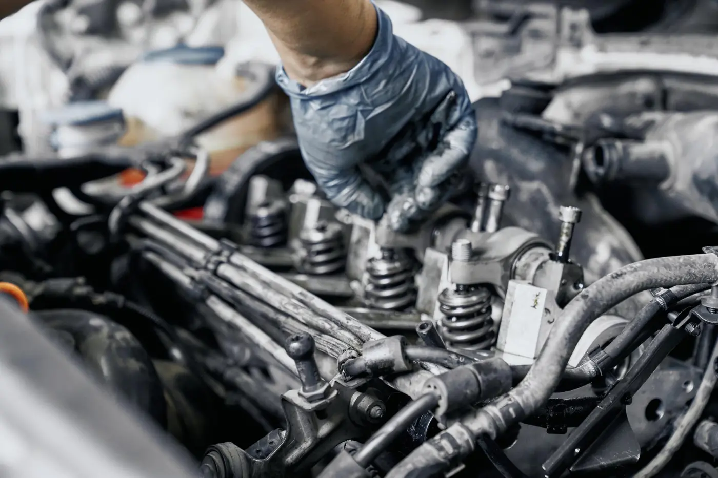 Sistema automotor actual acompañado por productos Vicaria